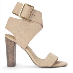 *closet closing* Splendid Jayla Sandals